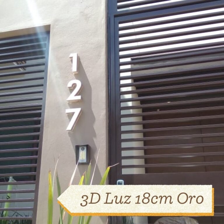 Números 3D con Luz 18cm Oro